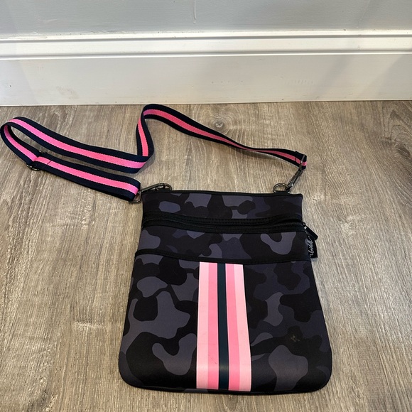 Neoprene Camouflage Crossbody Bag with Pink & Navy Stripes - Picture 2 of 5